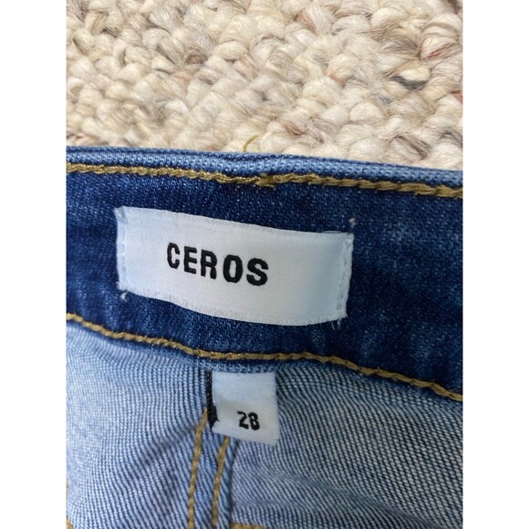 28 CEROS High-Rise Exposed Button Fly Distressed Crop Straight Leg Raw Hem - Picture 6 of 7